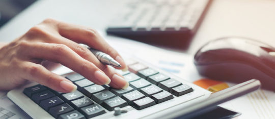 Engager les services d'un expert comptable en ligne
